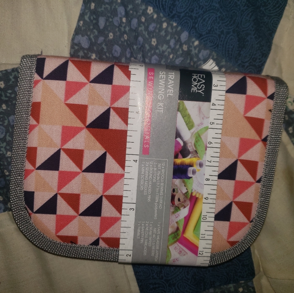 Sewing Essentials Multicolor Travel Sewing Kit - Picture 2 of 10